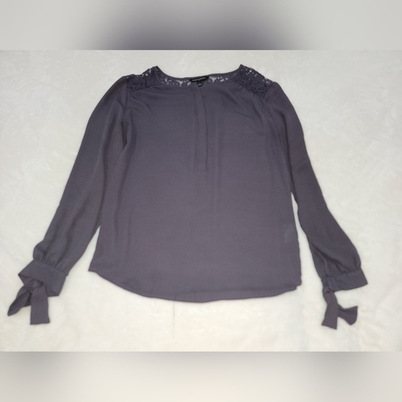 Banana Republic Gray Puff Sleeve Blouse - Picture 1 of 8